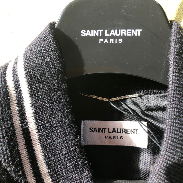 Saint Laurent(サンローラン)のサンローラン パリ スタッズテディジャケット メンズのジャケット/アウター(スタジャン)の商品写真