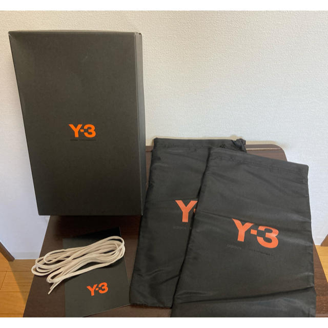 Y-3(ワイスリー)のY-3 ローカットスニーカー　レディース24cm レディースの靴/シューズ(スニーカー)の商品写真