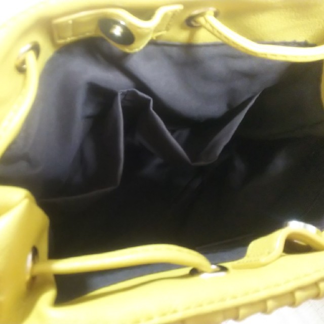 しまむら(シマムラ)のしまむら　mumu　プリーツ　ショルダー　マスタード レディースのバッグ(ショルダーバッグ)の商品写真