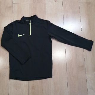 ナイキ(NIKE)のナイキ　スウェット　カーキ　XS(ジャケット/上着)