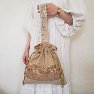 サンタモニカ(Santa Monica)のワンハンドル　インド刺繍ベージュ巾着BAG A(バッグ)