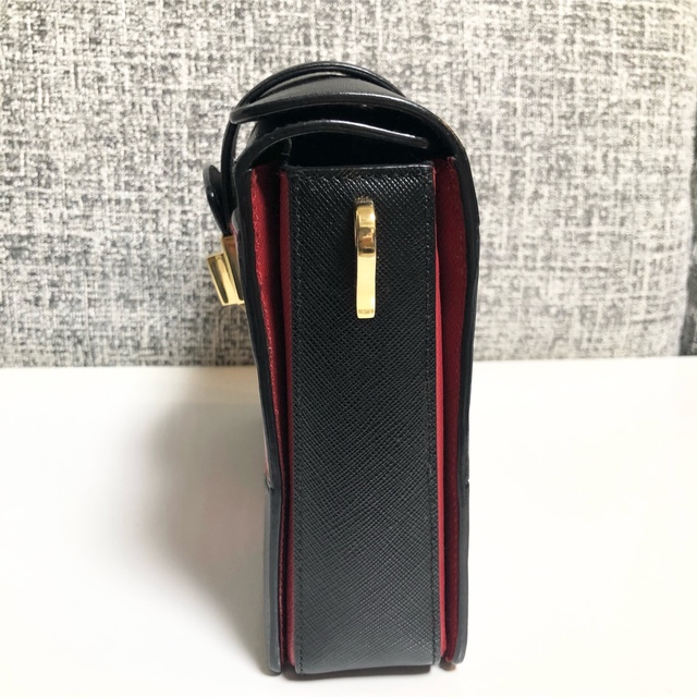 PRADA(プラダ)の【国内正規品】PRADA プラダ SAFFIANO サフィアーノ ハンドバッグ レディースのバッグ(ハンドバッグ)の商品写真