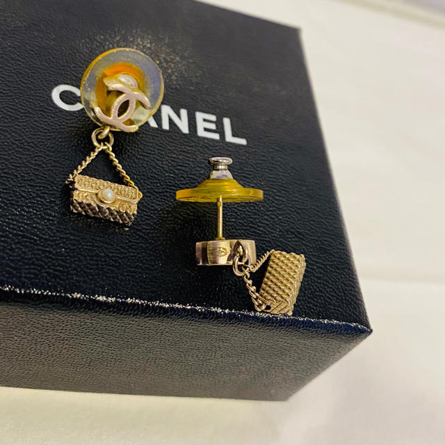 CHANEL(シャネル)のシャネル ♡ バッグ ピアス レディースのアクセサリー(ピアス)の商品写真