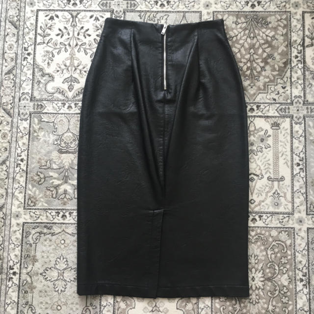 ZARA(ザラ)のZARA レザースカート レディースのスカート(ひざ丈スカート)の商品写真