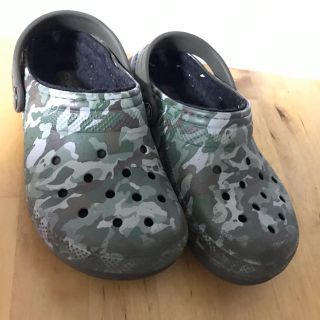 クロックス(crocs)の冬用　ボア　クロックス　C13(その他)