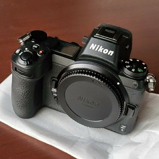 Nikon(ニコン)のニコン　z6　ボディ スマホ/家電/カメラのカメラ(ミラーレス一眼)の商品写真