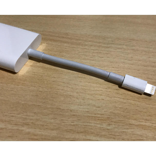 Apple(アップル)の(純正)Lightning USB 3カメラアダプター スマホ/家電/カメラのスマホアクセサリー(その他)の商品写真