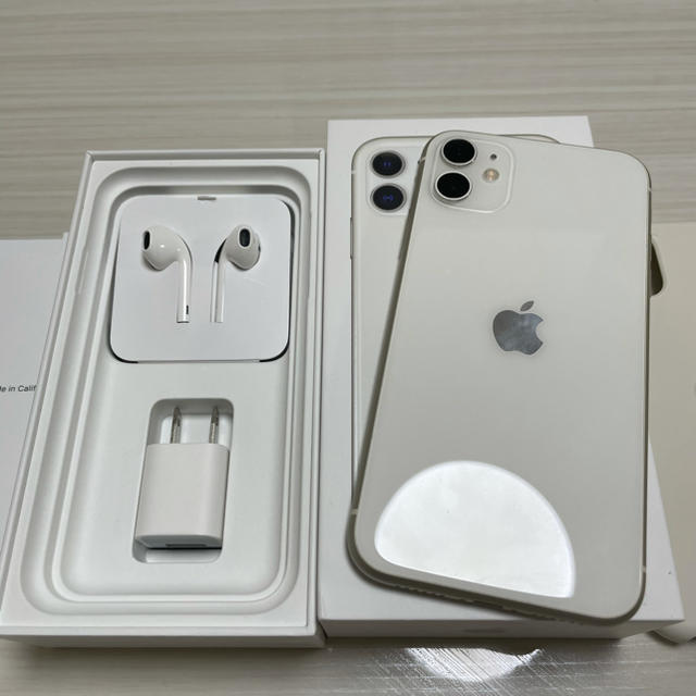 iPhone11本体 - 携帯電話本体 iPhone11本体 - 携帯電話本体