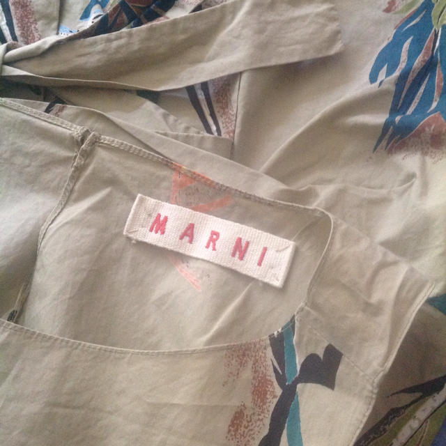 Marni(マルニ)のノースリーブブラウス レディースのトップス(シャツ/ブラウス(半袖/袖なし))の商品写真