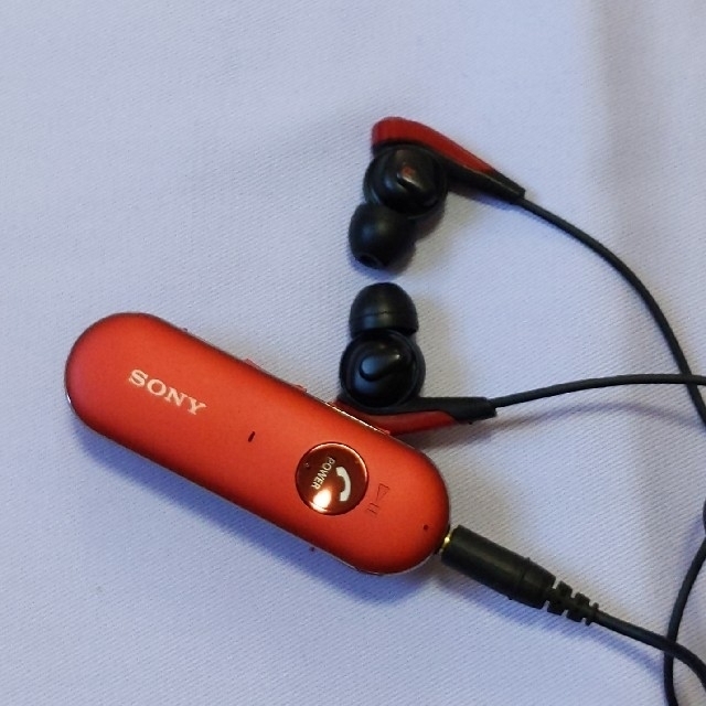 SONY(ソニー)のソニー　ワイヤレスイヤホン　MDR-EX31BN スマホ/家電/カメラのオーディオ機器(ヘッドフォン/イヤフォン)の商品写真