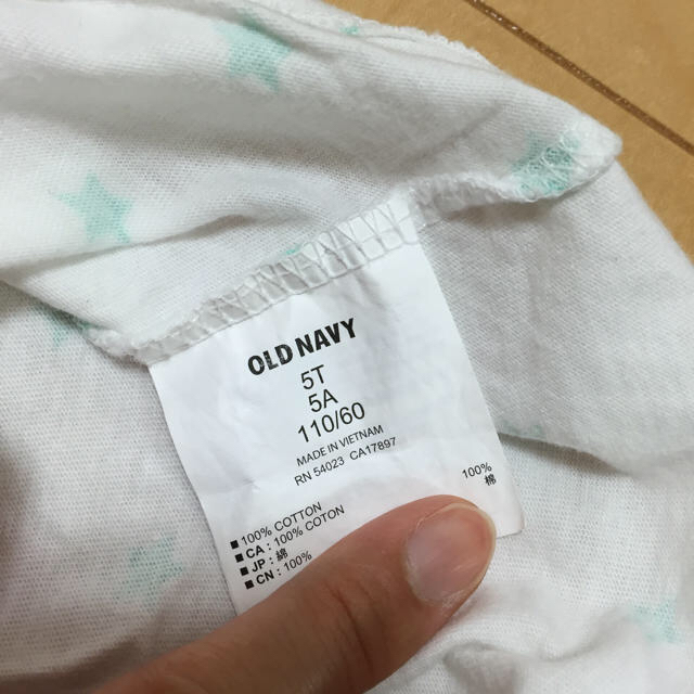 Old Navy(オールドネイビー)のOLD NAVY♡5T 二枚おまとめ！ キッズ/ベビー/マタニティのキッズ服女の子用(90cm~)(Tシャツ/カットソー)の商品写真