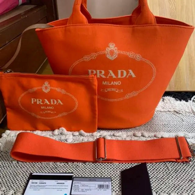 PRADA - ふうりん様専用☆*°プラダ カナパ 楕円 オレンジ☆*°の通販 by ...