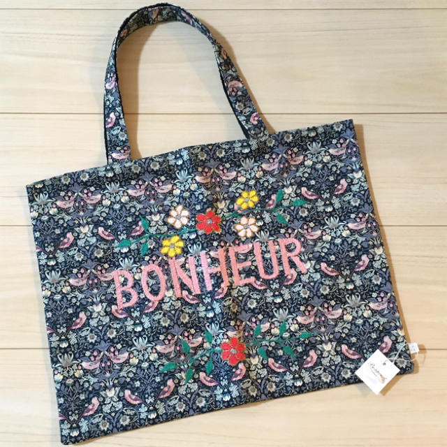 Bonpoint(ボンポワン)の新品 Bonpoint ボンポワン CSAO コラボ 刺繍 トートバッグ キッズ/ベビー/マタニティのこども用バッグ(トートバッグ)の商品写真