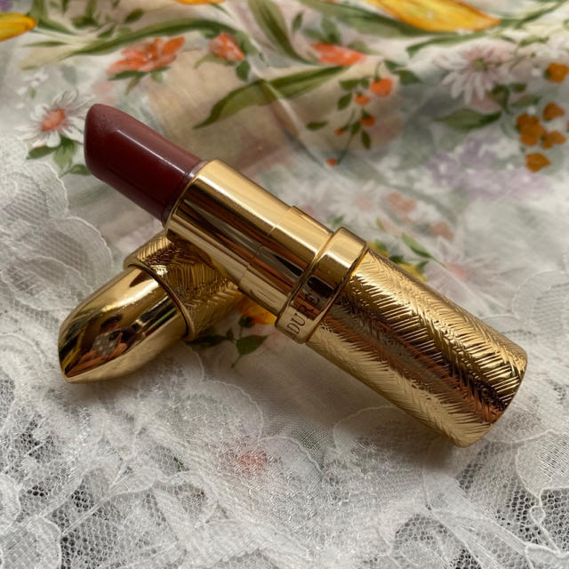 Les Merveilleuses LADUREE レ・メルヴェイユーズラデュレ02デスタン、ルージュココ430マリー 2本セットの通販 by ?????☘️|レメルヴェイユーズラデュレならラクマ レメルヴェイユーズラデュレ グロッシールージュ リップケア リップ 口紅
