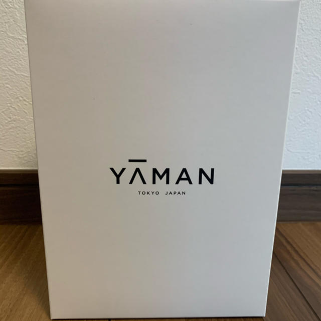 YA-MAN(ヤーマン)の【新品未使用品】ヤーマン フォトプラスEX 美顔器 スマホ/家電/カメラの美容/健康(フェイスケア/美顔器)の商品写真