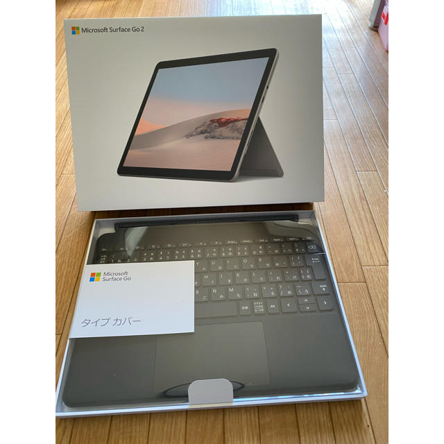 【新品美品】Surface Go2 8GB SSD128GB Office付き