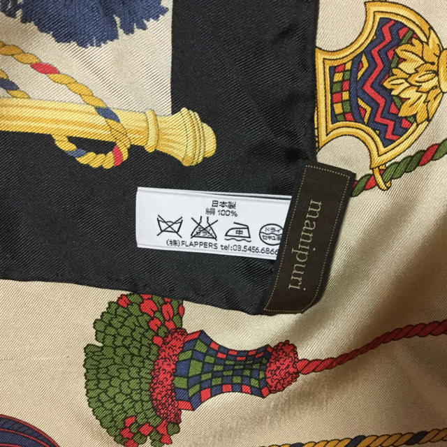 SHIPS for women(シップスフォーウィメン)の専用　Manipuri シルクスカーフ【タッセル柄】 レディースのファッション小物(バンダナ/スカーフ)の商品写真
