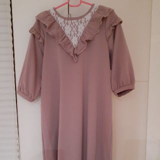 アクシーズファム(axes femme)の❮USED美品♪︎❯axes femme ポエ フリルカットワンピース♪︎(ひざ丈ワンピース)