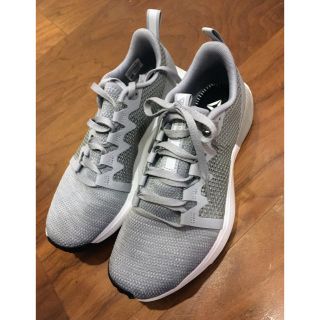 リーボック(Reebok)のReebok スニーカー ライトグレー　23.5cm(スニーカー)