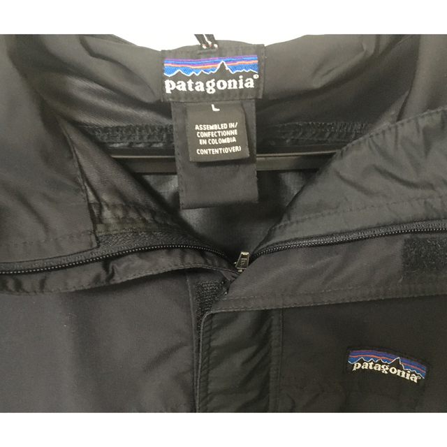 patagonia(パタゴニア)のパタゴニア　エッセンシェルジャケット黒(L) メンズのジャケット/アウター(マウンテンパーカー)の商品写真