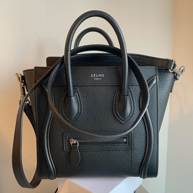 celine(セリーヌ)のCÉLINE ナノ ラゲージ ブラック レディースのバッグ(ハンドバッグ)の商品写真