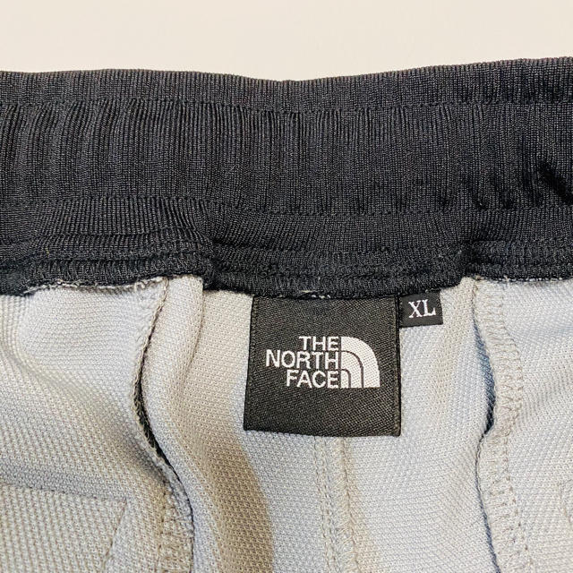 THE NORTH FACE(ザノースフェイス)のTHE NORTH FACE 美品 ♡ ジャージパンツ XL メンズのトップス(ジャージ)の商品写真