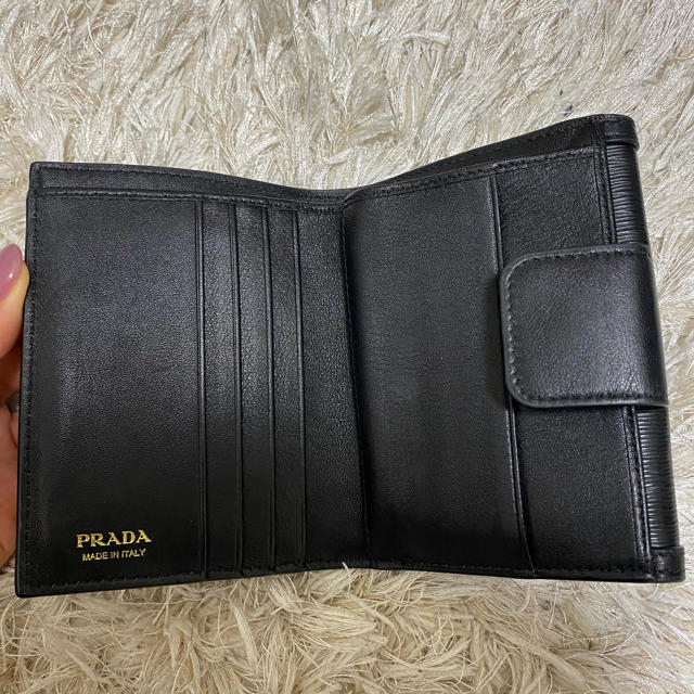 PRADA(プラダ)のPRADA 財布 レディースのファッション小物(財布)の商品写真