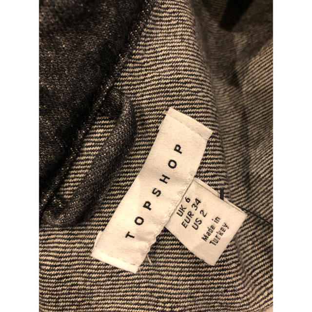 TOPSHOP(トップショップ)の未使用　お値下げトップショップ　デニムジャケット レディースのジャケット/アウター(Gジャン/デニムジャケット)の商品写真