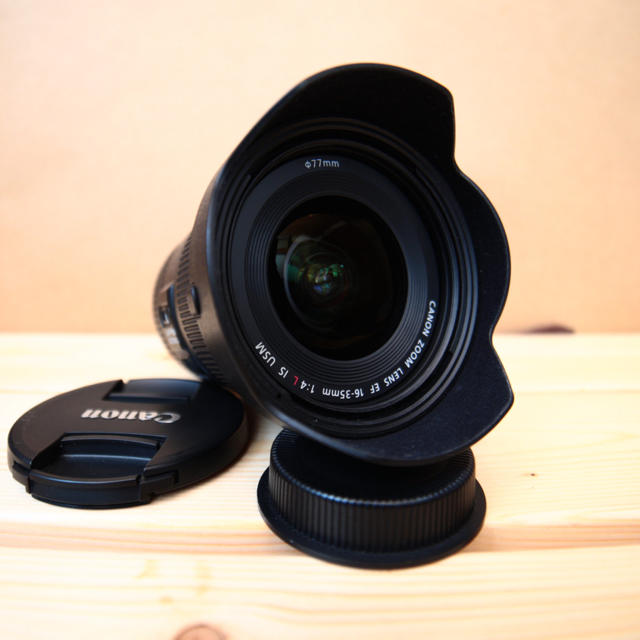 Canon(キヤノン)のEF16-35mm F4L IS USM スマホ/家電/カメラのカメラ(レンズ(ズーム))の商品写真