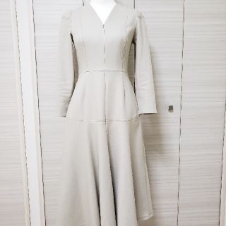 フォクシー(FOXEY)の専用　美品　セルフォード　ワンピース　グレージュ　36サイズ(ロングワンピース/マキシワンピース)