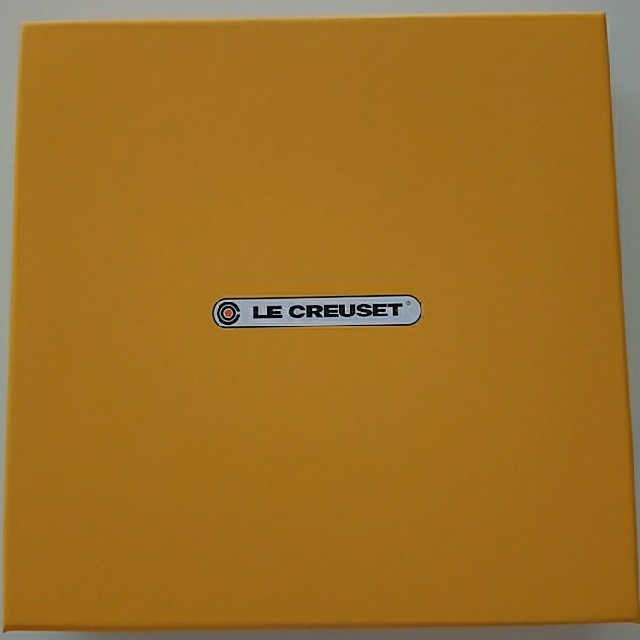 LE CREUSET(ルクルーゼ)のLE CREUSET プレート 皿 19cm レッド インテリア/住まい/日用品のキッチン/食器(食器)の商品写真