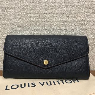 ルイヴィトン(LOUIS VUITTON)のルイヴィトン ポルトフォイユサラ 長財布 ネイビー×レッド(財布)