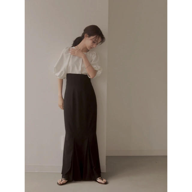 TODAYFUL(トゥデイフル)のlouren mermaid pleats skirt ＊Black S レディースのスカート(ロングスカート)の商品写真