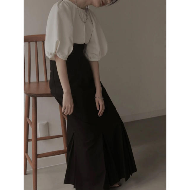 TODAYFUL(トゥデイフル)のlouren mermaid pleats skirt ＊Black S レディースのスカート(ロングスカート)の商品写真