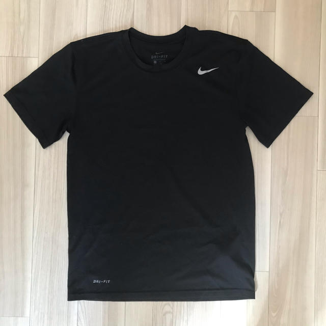 NIKE(ナイキ)のNIKE DRY-FIT Tシャツ メンズのトップス(Tシャツ/カットソー(半袖/袖なし))の商品写真