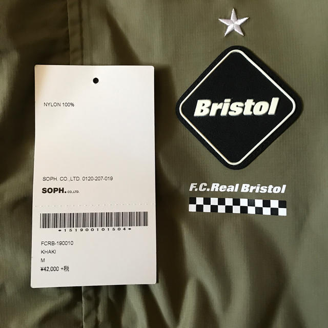 F.C.R.B.(エフシーアールビー)のF.C.Real Bristol  BENCH RAIN COAT  Mサイズ メンズのジャケット/アウター(ナイロンジャケット)の商品写真