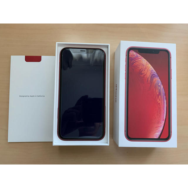 iPhone xr red 128 GB スマホ/家電/カメラのスマートフォン/携帯電話(スマートフォン本体)の商品写真