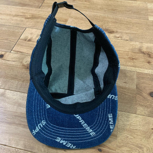 Supreme(シュプリーム)のアリさんsuperme denim logo camp cap インディゴ　 メンズの帽子(キャップ)の商品写真