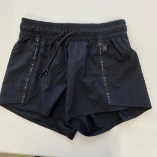 リーボック(Reebok)の13　レスミルズ　レディースショートパンツ　OTサイズ　(ショートパンツ)