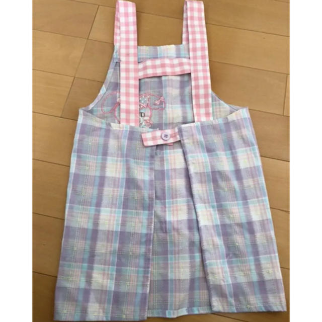 サンリオ(サンリオ)の【送込】120 130 エプロン　サンリオ キッズ/ベビー/マタニティのキッズ服女の子用(90cm~)(その他)の商品写真