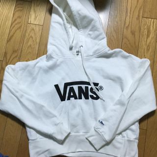 ヴァンズ(VANS)の値下げ可！(パーカー)