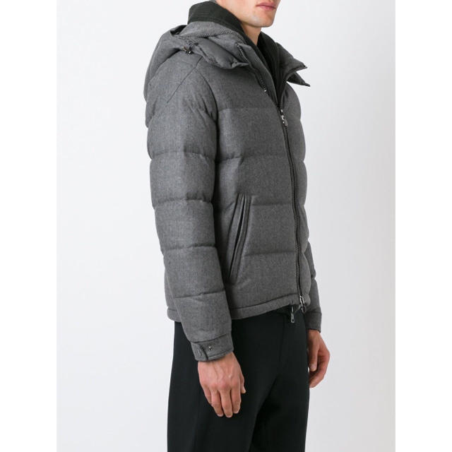 MONCLER(モンクレール)のモンクレール　Montgenevre ダウンジャケット　新品　入手困難 メンズのジャケット/アウター(ダウンジャケット)の商品写真