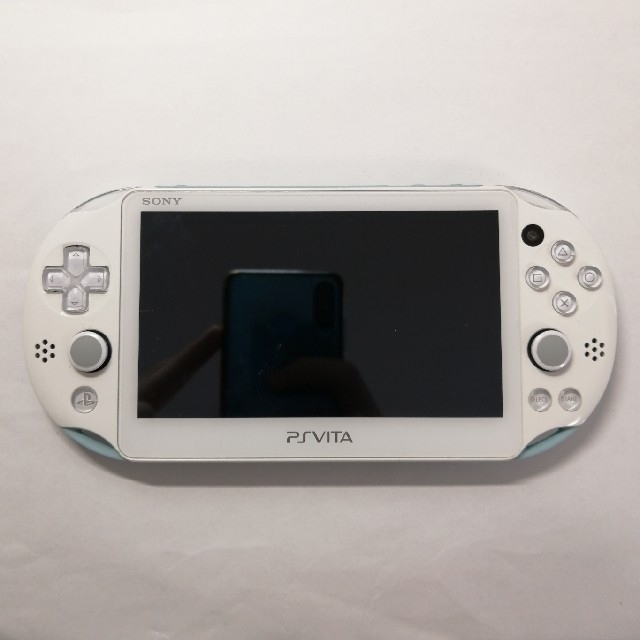 輝い PlayStation Vita - PlayStation Vita 本体　+　ソフト【充電器・箱等付属品なし】 携帯用ゲーム機本体