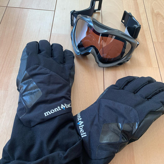 【未着用】スキー・スノボーウェア・ゴーグル・手袋セット