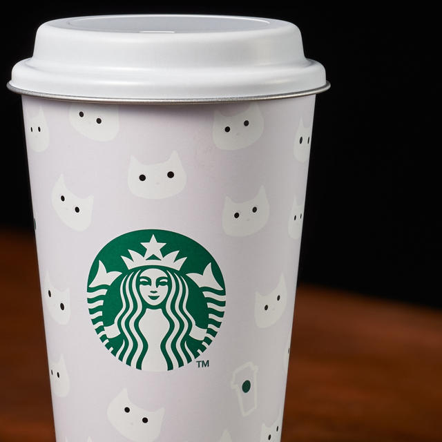 Starbucks Coffee(スターバックスコーヒー)のスターバックス☆白と黒缶セット！中身なし、ハロウィン限定缶 インテリア/住まい/日用品のキッチン/食器(容器)の商品写真