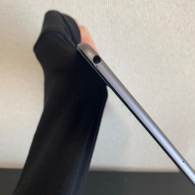 Apple(アップル)のiPad Air 3　Apple Pencil smart keyboard付き スマホ/家電/カメラのスマホアクセサリー(iPadケース)の商品写真