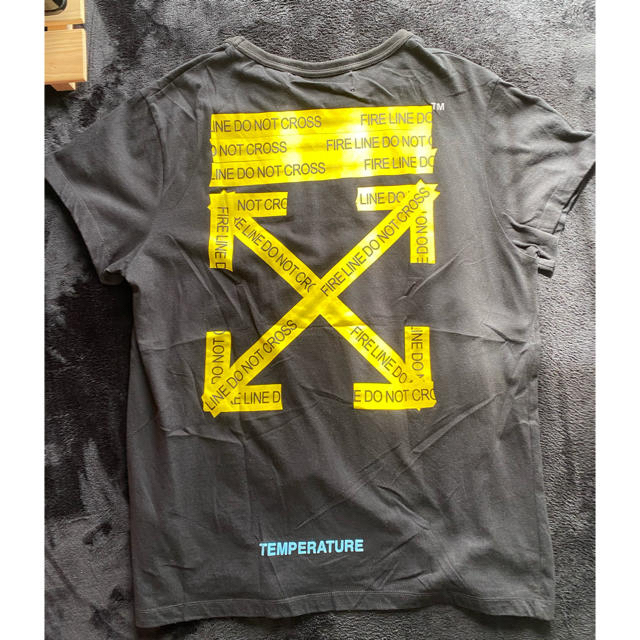 OFF-WHITE(オフホワイト)のoff-white tシャツ　FIRE LINE　　 メンズのトップス(Tシャツ/カットソー(半袖/袖なし))の商品写真