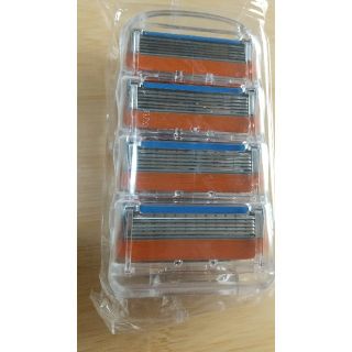 替刃4個セット　ジレット フュージョン　互換品(カミソリ)