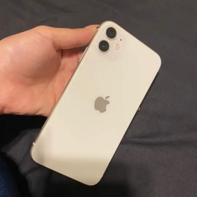 iPhone11 ホワイト 64GB SoftBank