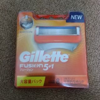 ジレ(gilet)のジレットフュージョン 替刃　Gillette Fusion 5+1 8個入(メンズシェーバー)